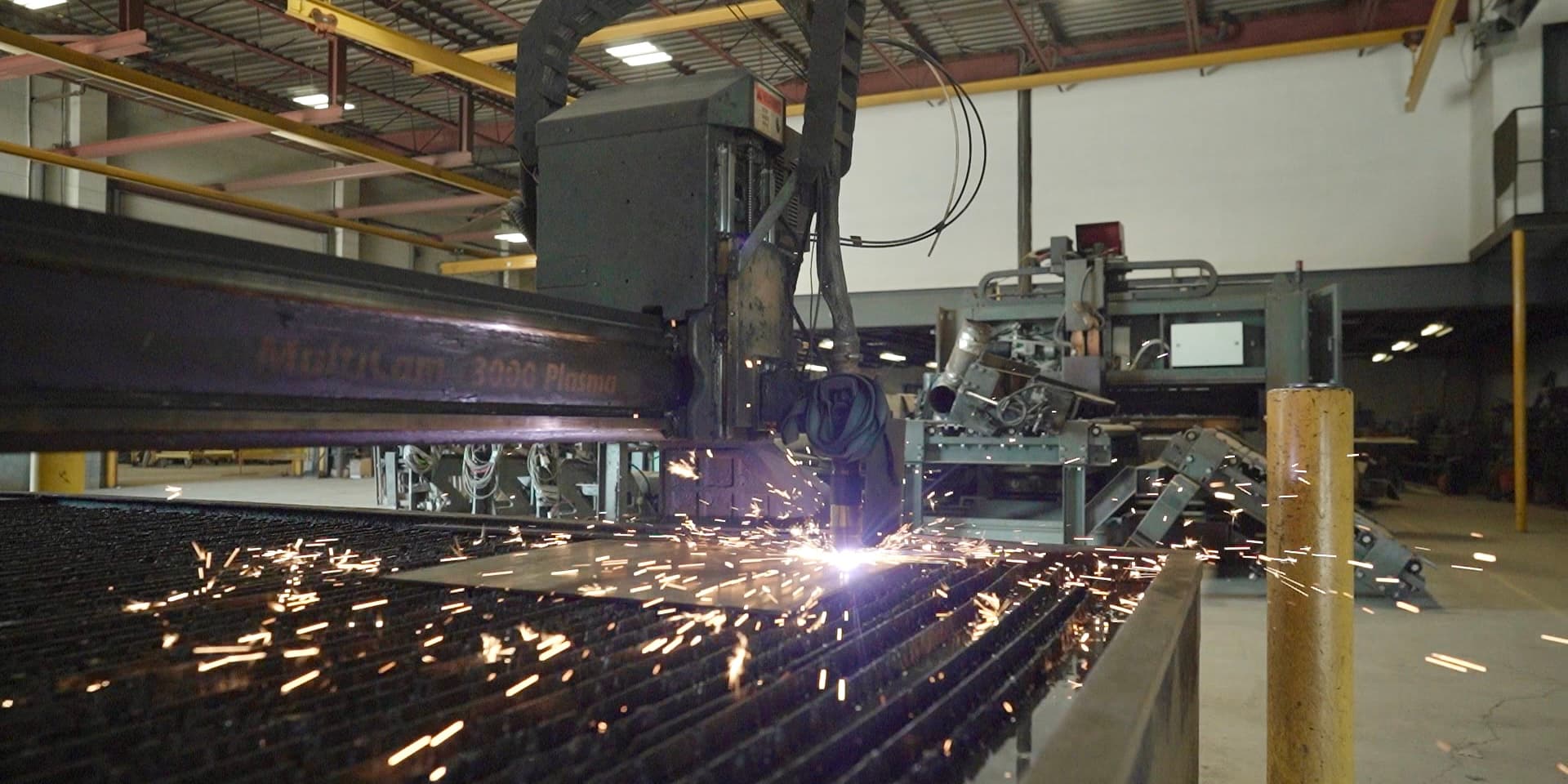 Robotic plasma cutting on the shop floor